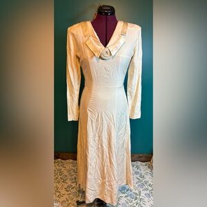 Wild Rose Cream Mock Neck Sheath Bridal Dress vintage